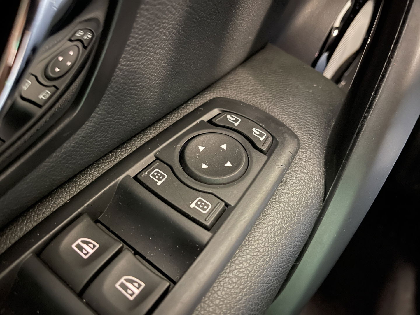 Renault Mégane 1.2 TCe Bose | Origineel Nederlands | Airconditioning | Lichtmetaal 17'' | Radio\Cd | Bose Audio | Bluetooth | Navigatie |