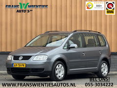 Volkswagen Touran 2.0-16V FSI Trendline | Trekhaak | Cruise Control | Parkeersensoren Achter | Airconditioning | Radio/CD-Speler | Isofix | Elektrische Ramen |