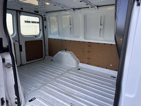 Ford Transit 260S 2.2 TDCI Economy Edition | APK 09-2026!! | Trekhaak | Radio CD-Speler | Centrale Deurvergrendeling | Elektrische Ramen Voor |