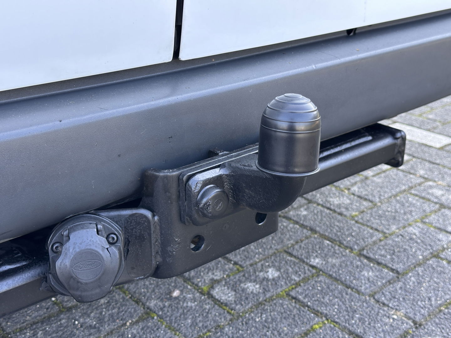 Ford Transit 260S 2.2 TDCI Economy Edition | APK 09-2026!! | Trekhaak | Radio CD-Speler | Centrale Deurvergrendeling | Elektrische Ramen Voor |