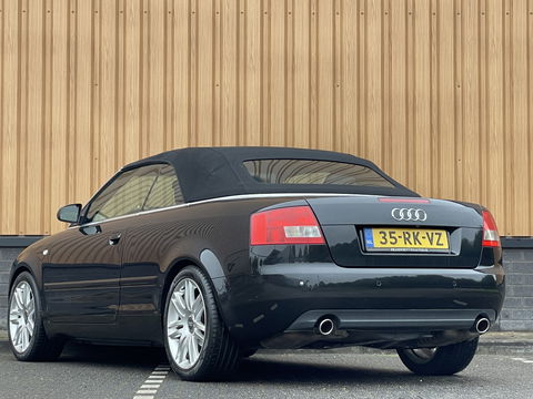 Audi A4 Cabriolet 3.0 V6 Exclusive | Cruise Control | Parkeersensoren | Airconditioning | Stoelverwarming | Elektrisch Bedienbare Voorstoelen |