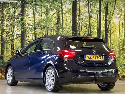 Mercedes-Benz A-Klasse 160 Ambition | Trekhaak | Cruise Control | Parkeersensoren | Navigatie | Isofix | Airconditioning | Bluetooth | Lichtmetaal 16" |