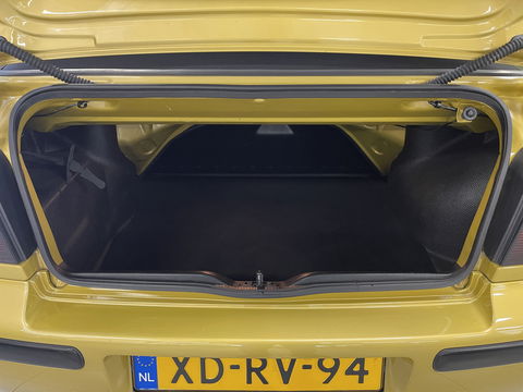 Volkswagen GOLF Cabriolet 1.8 Trendline | Cabriolet | Origineel Nederlands | BTW Factuur mogelijk Lichtmetaal 16'' | NAP | Elektrische Ramen | Elektrische Spiegels | Radio\Cd |