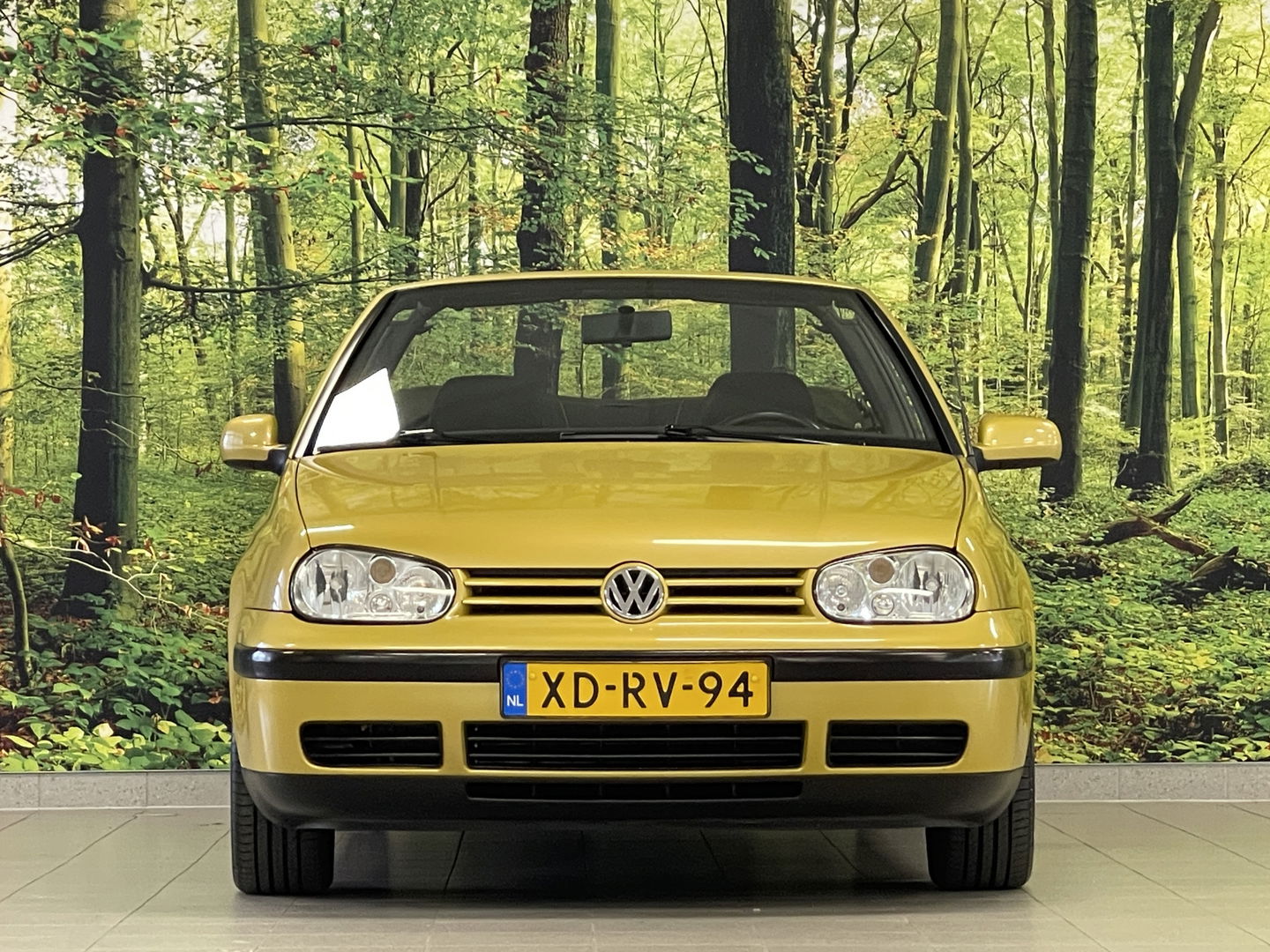 Volkswagen GOLF Cabriolet 1.8 Trendline | Cabriolet | Origineel Nederlands | BTW Factuur mogelijk Lichtmetaal 16'' | NAP | Elektrische Ramen | Elektrische Spiegels | Radio\Cd |