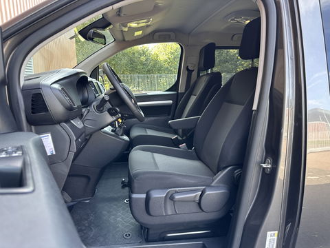 Peugeot Expert Traveller 8P 2.0 BlueHDi 150 Business Standard S&S | Marge! | Cruise Control | Parkeersensoren Achter | Apple Carplay/Android Auto | Navigatie | Isofix |