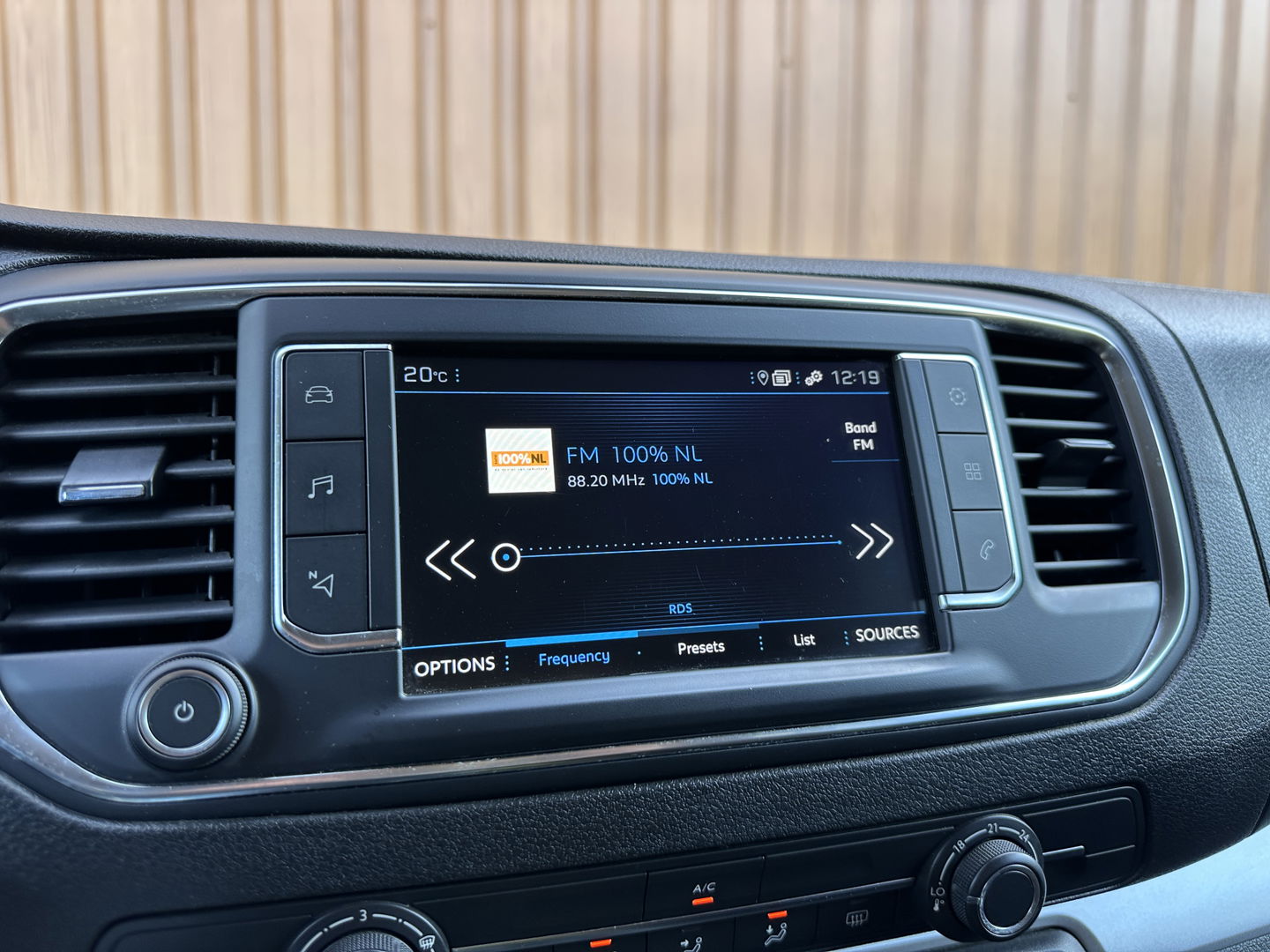 Peugeot Expert Traveller 8P 2.0 BlueHDi 150 Business Standard S&S | Marge! | Cruise Control | Parkeersensoren Achter | Apple Carplay/Android Auto | Navigatie | Isofix |