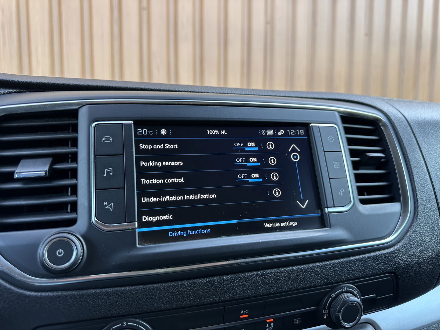 Peugeot Expert Traveller 8P 2.0 BlueHDi 150 Business Standard S&S | Marge! | Cruise Control | Parkeersensoren Achter | Apple Carplay/Android Auto | Navigatie | Isofix |