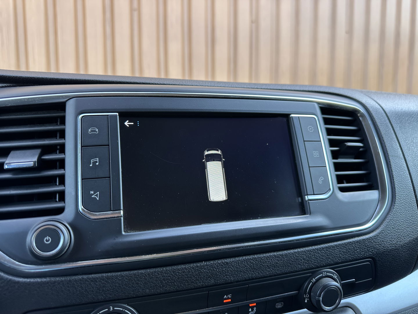 Peugeot Expert Traveller 8P 2.0 BlueHDi 150 Business Standard S&S | Marge! | Cruise Control | Parkeersensoren Achter | Apple Carplay/Android Auto | Navigatie | Isofix |