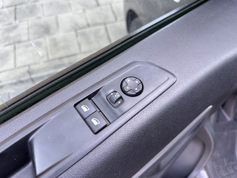 Peugeot Expert Traveller 8P 2.0 BlueHDi 150 Business Standard S&S | Marge! | Cruise Control | Parkeersensoren Achter | Apple Carplay/Android Auto | Navigatie | Isofix |