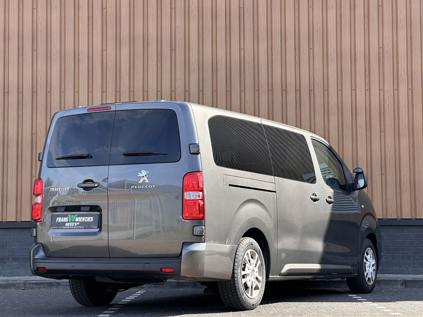 Peugeot Expert Traveller 8P 2.0 BlueHDi 150 Business Standard S&S | Marge! | Cruise Control | Parkeersensoren Achter | Apple Carplay/Android Auto | Navigatie | Isofix |