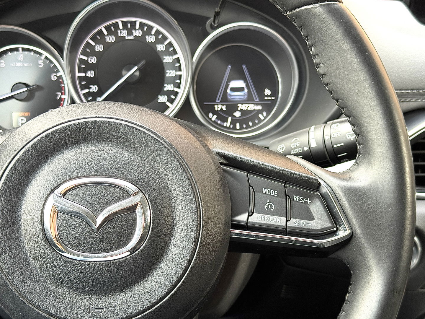 Mazda CX-5 2.5 SkyActiv-G 194 GT-M | Head-Up Display | Leder | 360° Camera | Lane Assist | Dodehoeksensor | Stuurwielverwarming | Afneembare Trekhaak | 20" Lichtmetaal |