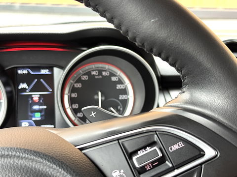Suzuki Swift 1.2 Style Smart Hybrid | Apple Carplay | Android Auto | Camera | Lane Assist | Dodehoeksensor | Navigatie | Stoelverwarming | Afneembare Trekhaak | 16" Lichtmetaal | DAB |