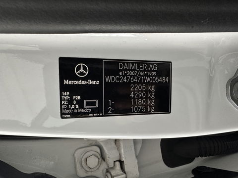 Mercedes-Benz GLB 250 4MATIC Premium Aut. *PANO | LEATHER-MICROFIBRE | FULL-LED | BURMESTER-SOUND | TOP-VIEW | ADAPTIVE-CRUISE | BLIND-SPOT | MEMORY-PACK | WIDESCREEN-COCKPIT | KEYLESS | HEATED-SPORTSEATS | AMBIENT-LIGHT | CARPL