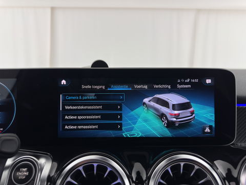 Mercedes-Benz GLB 250 4MATIC Premium Aut. *PANO | LEATHER-MICROFIBRE | FULL-LED | BURMESTER-SOUND | TOP-VIEW | ADAPTIVE-CRUISE | BLIND-SPOT | MEMORY-PACK | WIDESCREEN-COCKPIT | KEYLESS | HEATED-SPORTSEATS | AMBIENT-LIGHT | CARPL