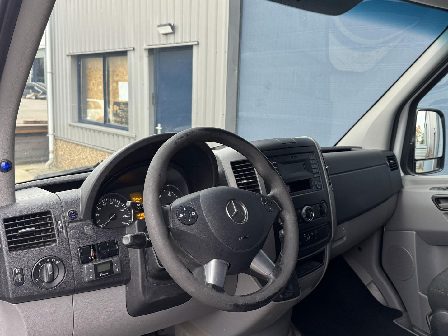 Mercedes-Benz Sprinter 313 2.2 CDI 325 AUTOMAAT / AIRCO / CRUISE CONTROLE / TREKHAAK / N.A.P