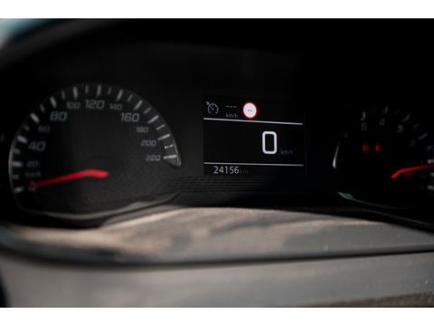 Peugeot 208 1.2 PureTech Active Pack | NAVI | 16" LM VELGEN | CRUISE