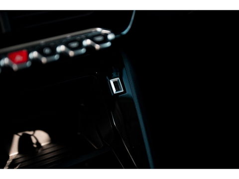 Peugeot 208 1.2 PureTech Active Pack | NAVI | 16" LM VELGEN | CRUISE