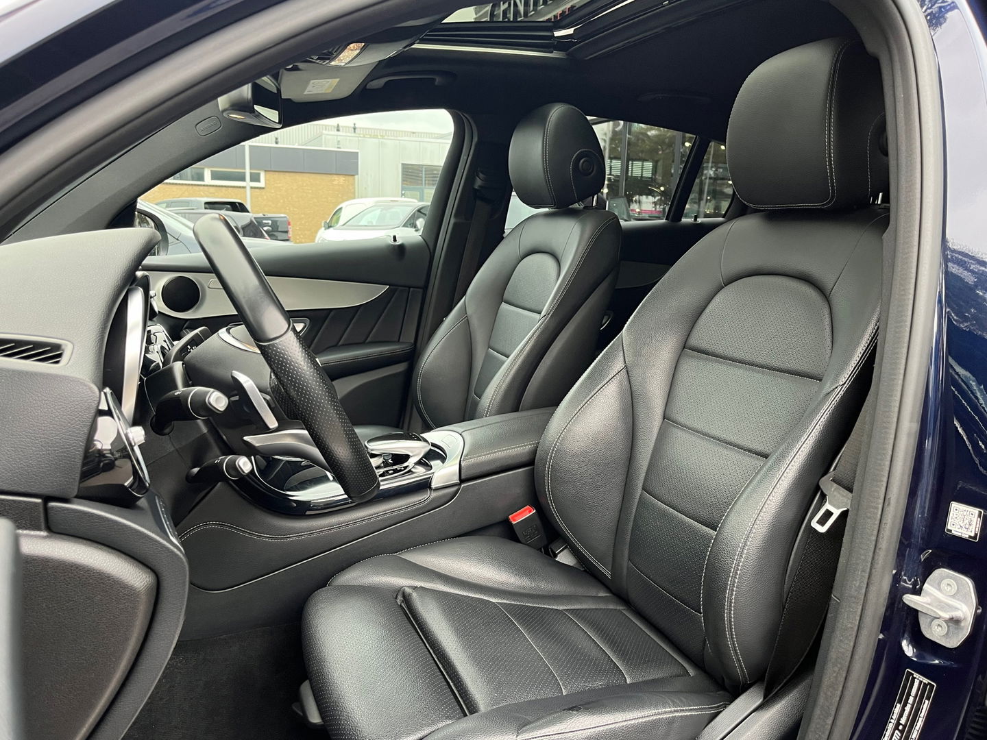 Mercedes-Benz GLC Coupé 350e 4Matic AMG|Schuifdak|360Camera|Carplay|Keyless|Leder|Navi|320PK