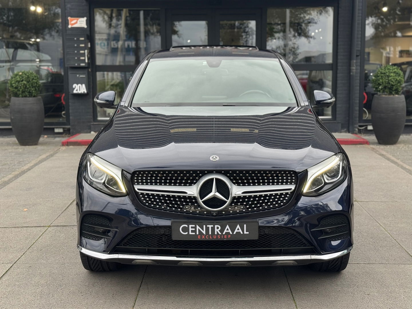 Mercedes-Benz GLC Coupé 350e 4Matic AMG|Schuifdak|360Camera|Carplay|Keyless|Leder|Navi|320PK