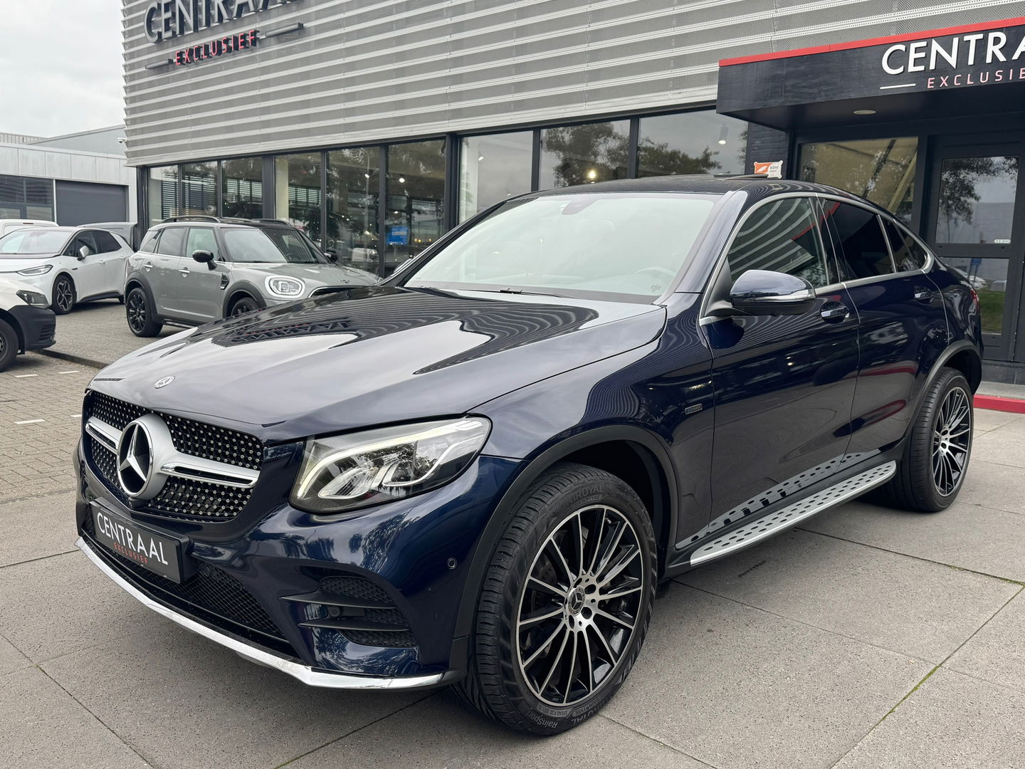 Mercedes-Benz GLC Coupé 350e 4Matic AMG|Schuifdak|360Camera|Carplay|Keyless|Leder|Navi|320PK