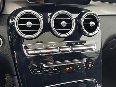 Mercedes-Benz GLC Coupé 350e 4Matic AMG|Schuifdak|360Camera|Carplay|Keyless|Leder|Navi|320PK