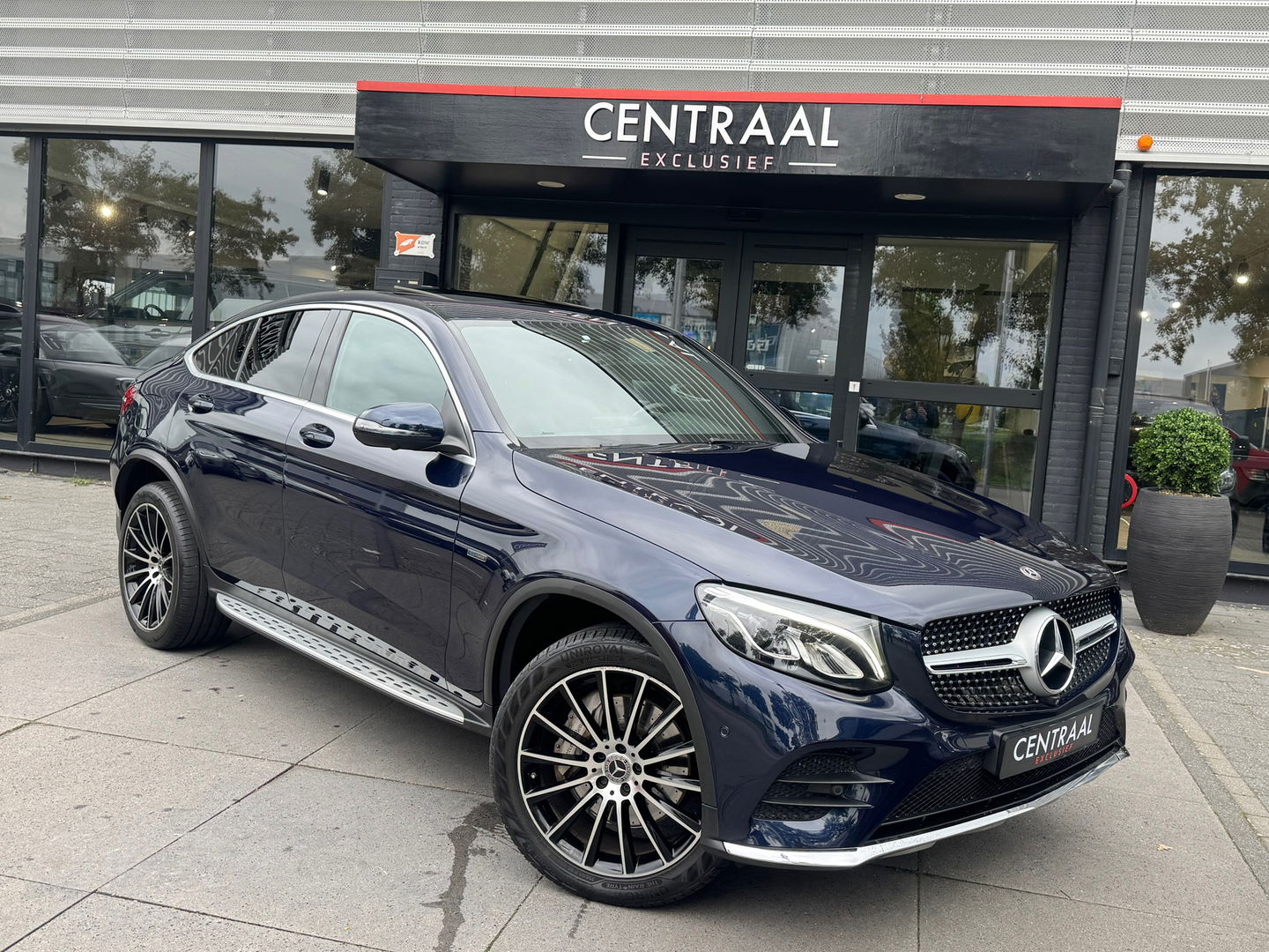 Mercedes-Benz GLC Coupé 350e 4Matic AMG|Schuifdak|360Camera|Carplay|Keyless|Leder|Navi|320PK