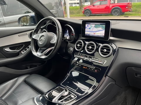 Mercedes-Benz GLC Coupé 350e 4Matic AMG|Schuifdak|360Camera|Carplay|Keyless|Leder|Navi|320PK