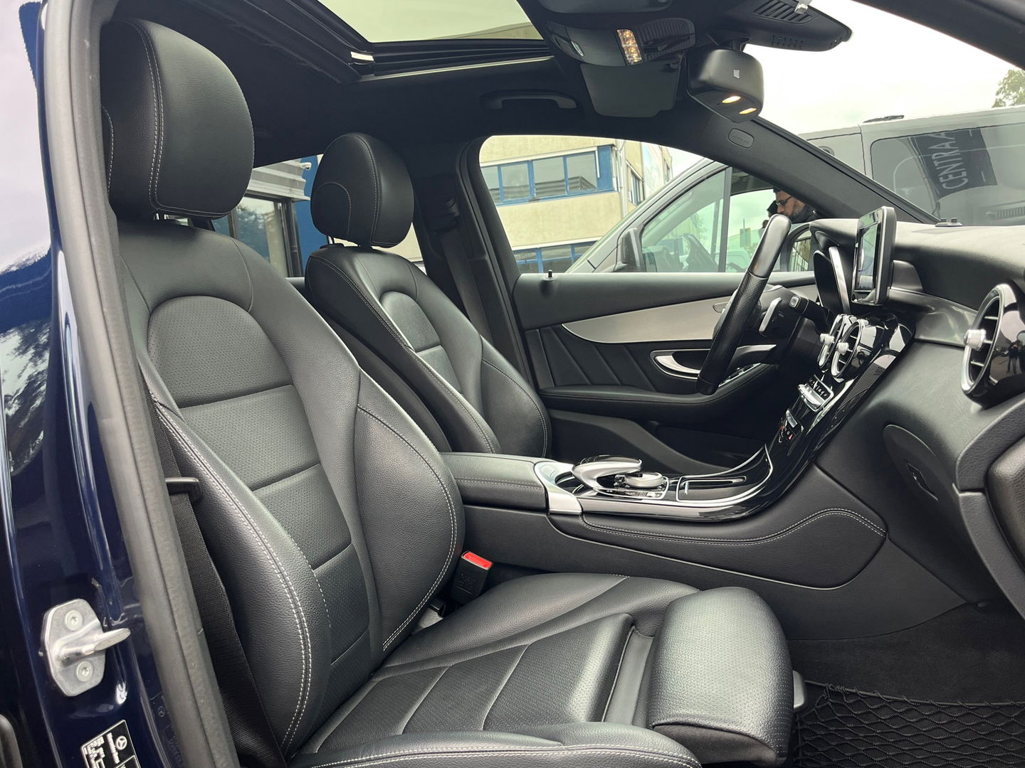 Mercedes-Benz GLC Coupé 350e 4Matic AMG|Schuifdak|360Camera|Carplay|Keyless|Leder|Navi|320PK