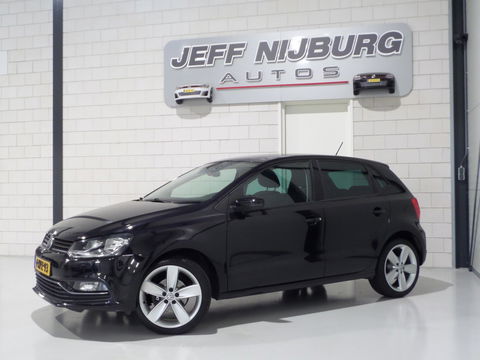 Volkswagen Polo 1.2 TSI Highline "Origineel NL!" 1e eigenaar! Trekhaak Bluetooth Parkeersensoren Cruise Climatronic 17"Velgen