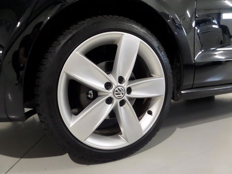 Volkswagen Polo 1.2 TSI Highline "Origineel NL!" 1e eigenaar! Trekhaak Bluetooth Parkeersensoren Cruise Climatronic 17"Velgen