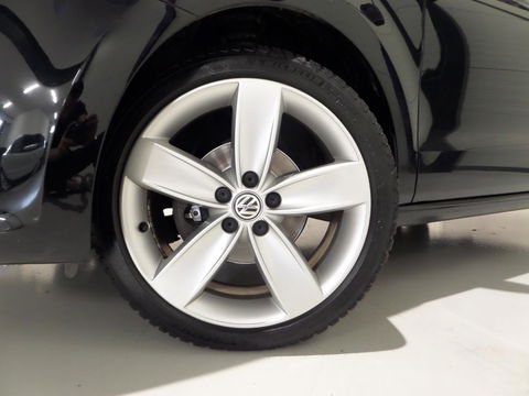 Volkswagen Polo 1.2 TSI Highline "Origineel NL!" 1e eigenaar! Trekhaak Bluetooth Parkeersensoren Cruise Climatronic 17"Velgen