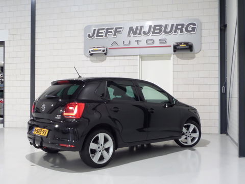 Volkswagen Polo 1.2 TSI Highline "Origineel NL!" 1e eigenaar! Trekhaak Bluetooth Parkeersensoren Cruise Climatronic 17"Velgen