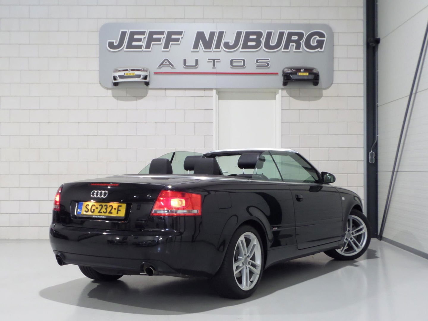 Audi A4 Cabriolet 2.0 TFSI S-Line "Automaat" Leer Xenon Stoelverwarming Bose Cruise-control Youngtimer in uniek mooie staat!