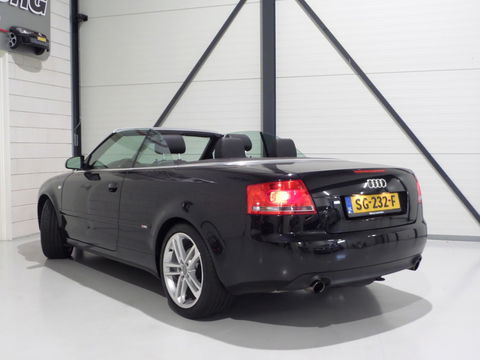 Audi A4 Cabriolet 2.0 TFSI S-Line "Automaat" Leer Xenon Stoelverwarming Bose Cruise-control Youngtimer in uniek mooie staat!