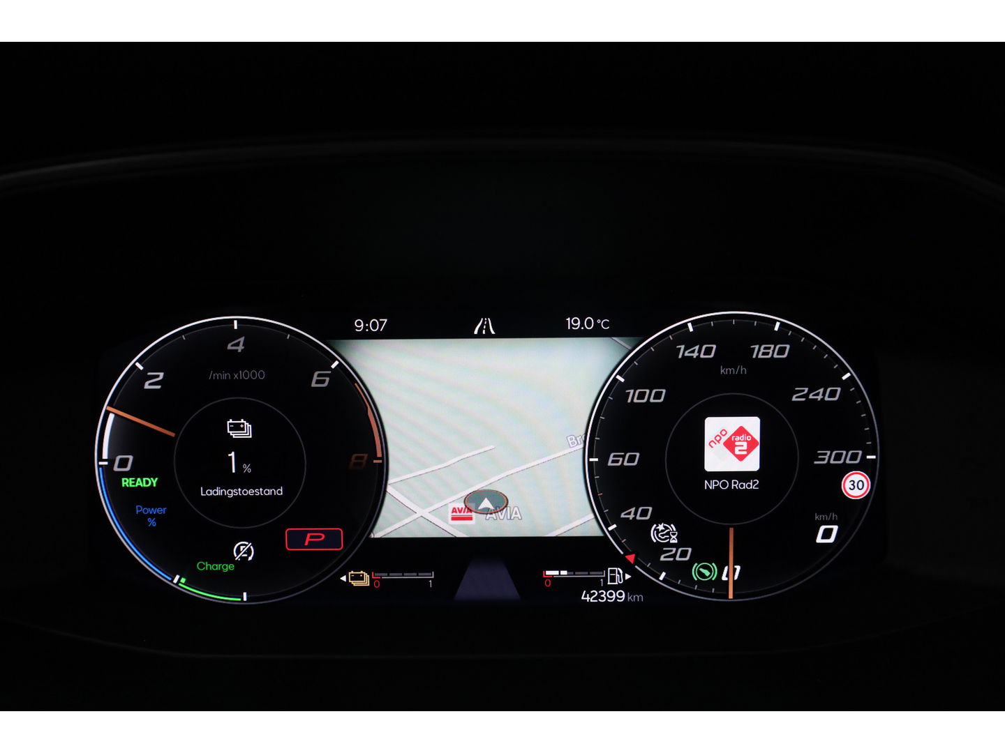 CUPRA Leon Sportstourer 1.4 e-Hybrid VZ 245pk | Pano | Adapt. Cruise | CarPlay | Stoel-Stuurverw. | Camera