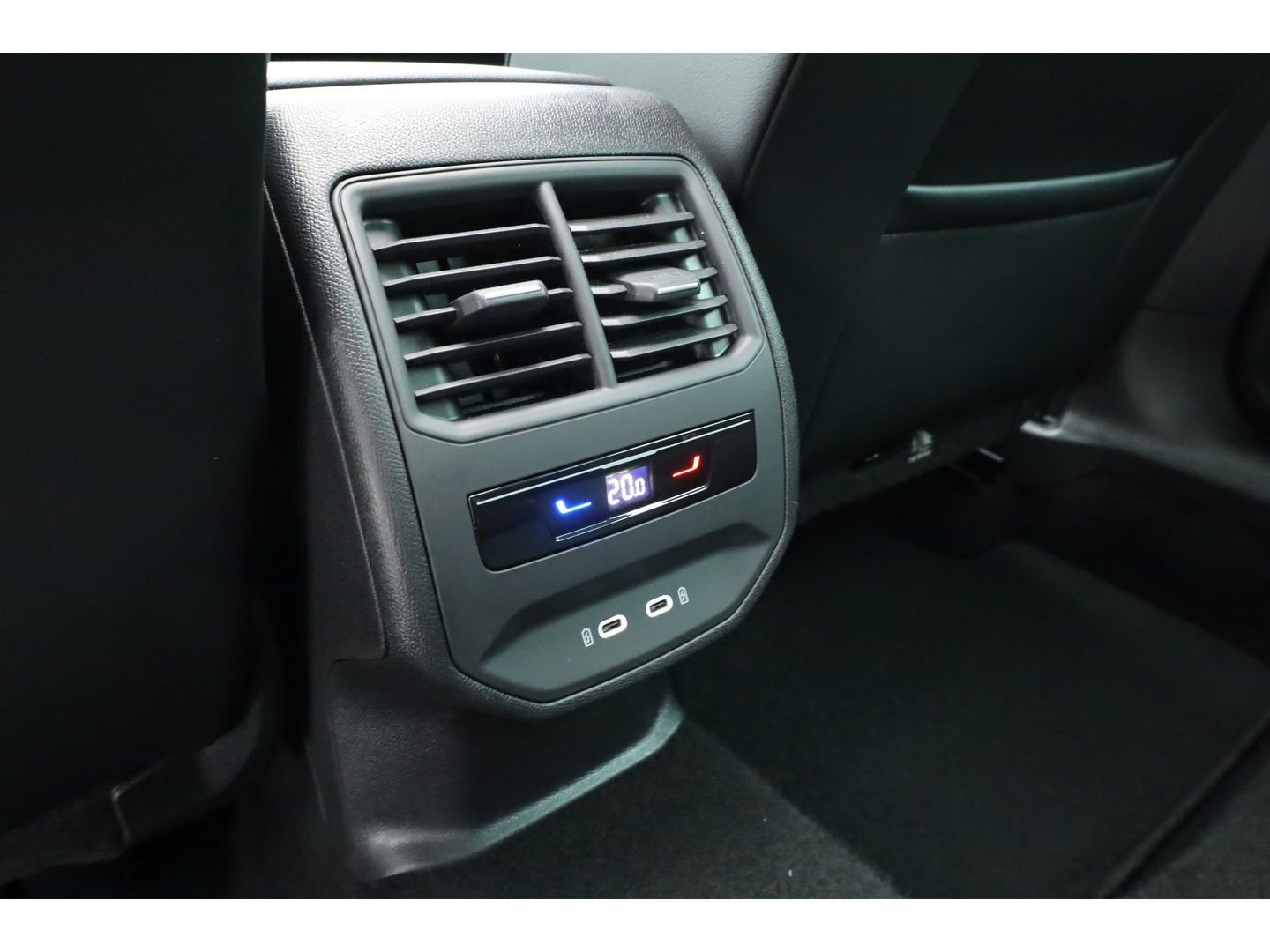 CUPRA Leon Sportstourer 1.4 e-Hybrid VZ 245pk | Pano | Adapt. Cruise | CarPlay | Stoel-Stuurverw. | Camera
