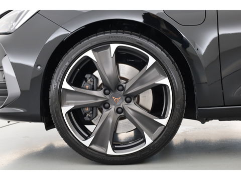 CUPRA Leon Sportstourer 1.4 e-Hybrid VZ 245pk | Pano | Adapt. Cruise | CarPlay | Stoel-Stuurverw. | Camera
