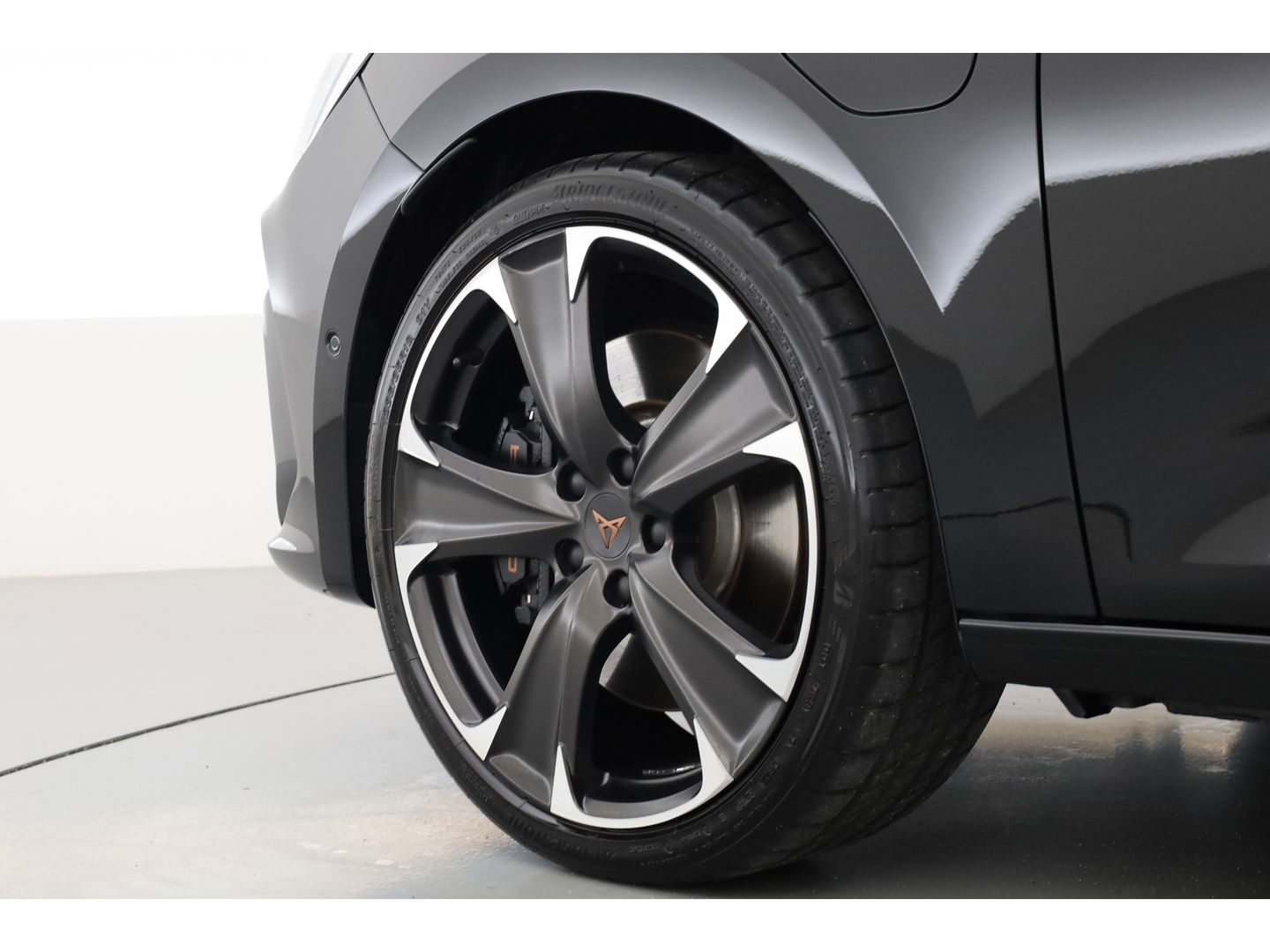 CUPRA Leon Sportstourer 1.4 e-Hybrid VZ 245pk | Pano | Adapt. Cruise | CarPlay | Stoel-Stuurverw. | Camera