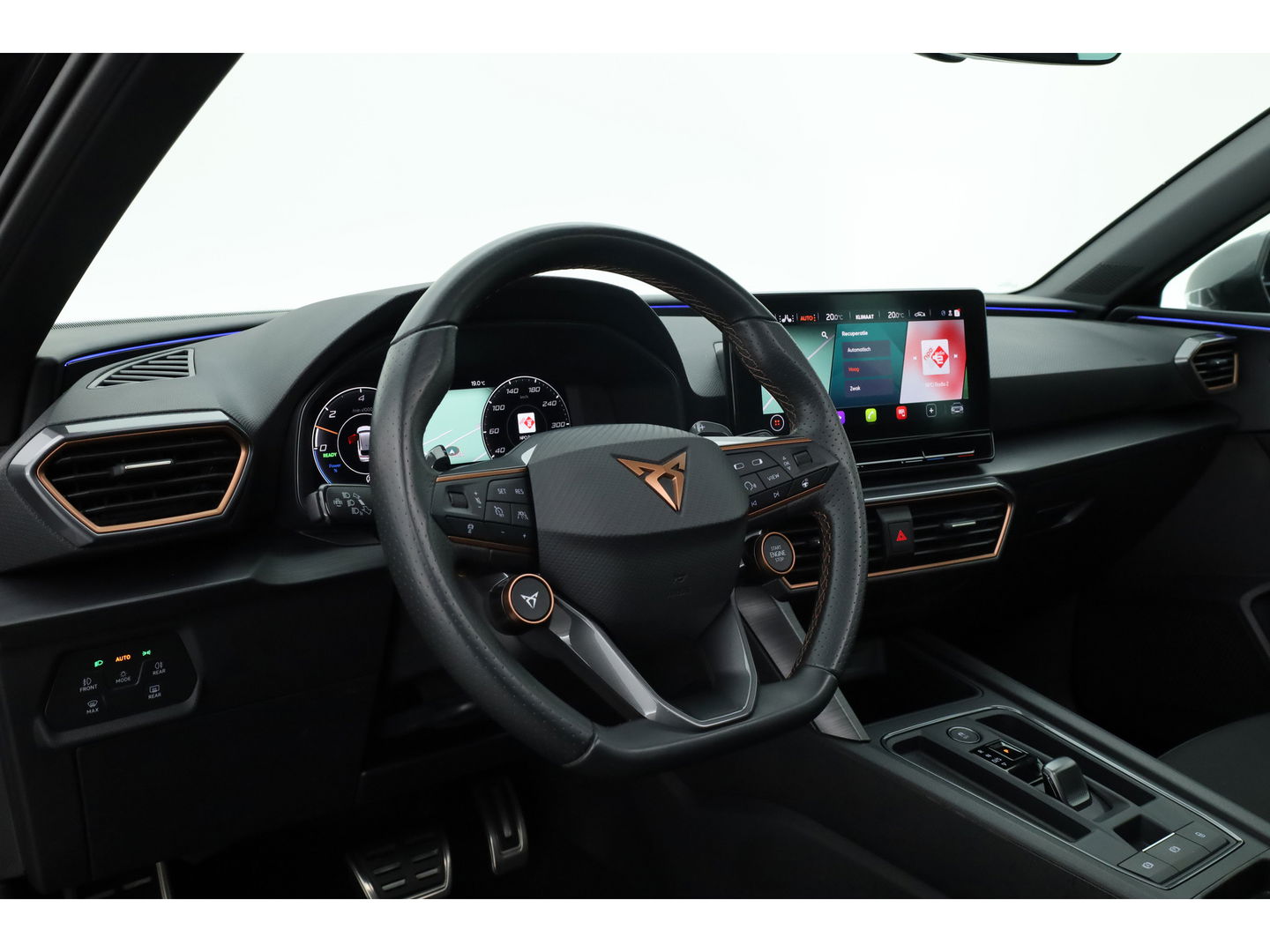 CUPRA Leon Sportstourer 1.4 e-Hybrid VZ 245pk | Pano | Adapt. Cruise | CarPlay | Stoel-Stuurverw. | Camera