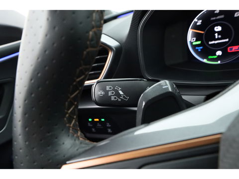 CUPRA Leon Sportstourer 1.4 e-Hybrid VZ 245pk | Pano | Adapt. Cruise | CarPlay | Stoel-Stuurverw. | Camera