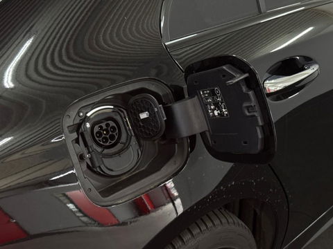 Mercedes-Benz A-Klasse 250 e Limo AMG Night Pano Memory Sfeer Carplay NAP