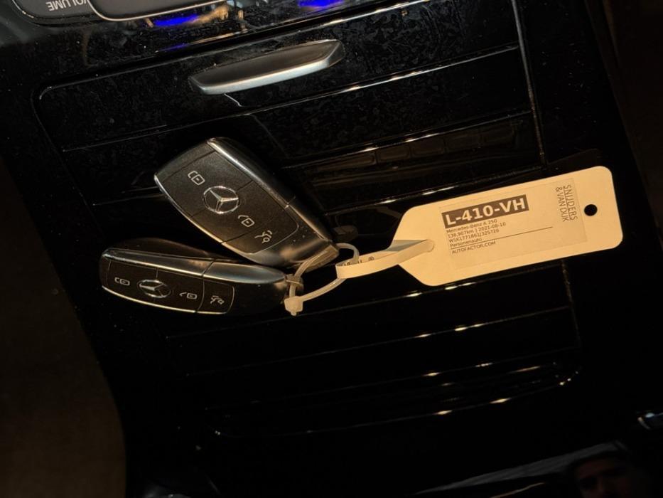 Mercedes-Benz A-Klasse 250 e Limo AMG Night Pano Memory Sfeer Carplay NAP