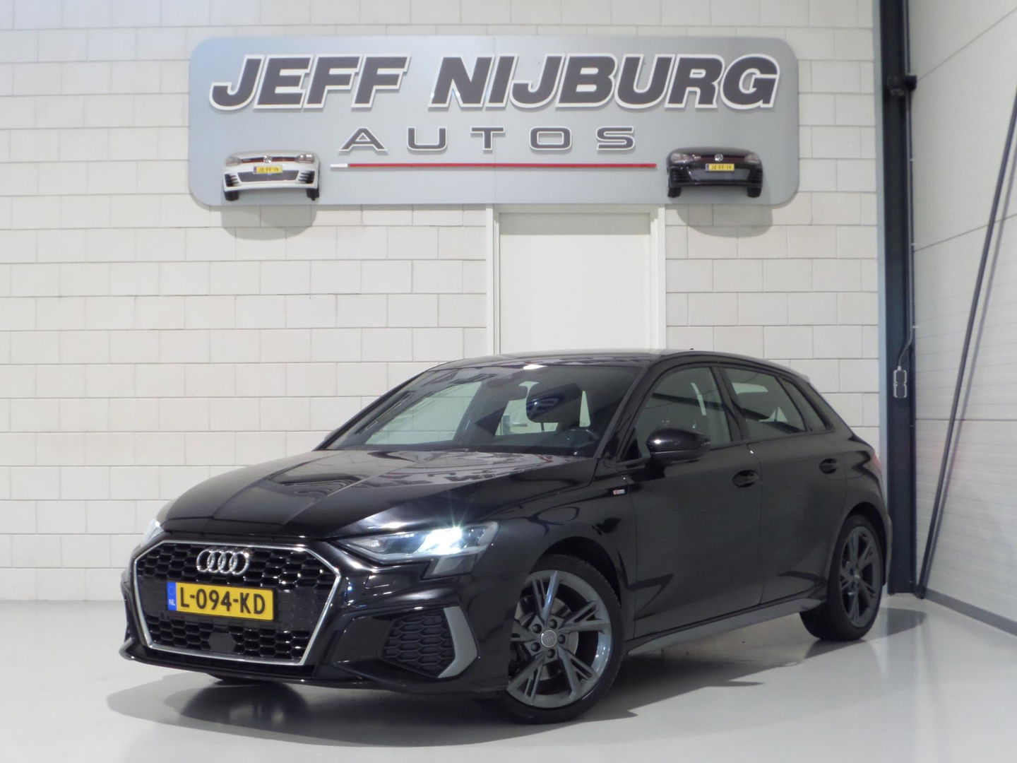 Audi A3 Sportback 35 TFSI 150PK S-Line edition "Automaat" Carplay Stoelverwarming Virtual Adaptive-cruise Elektrische-achterklep