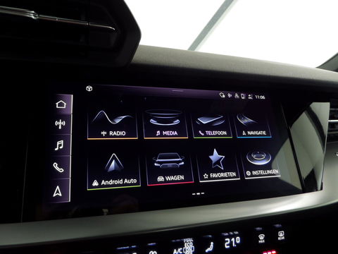 Audi A3 Sportback 35 TFSI 150PK S-Line edition "Automaat" Carplay Stoelverwarming Virtual Adaptive-cruise Elektrische-achterklep