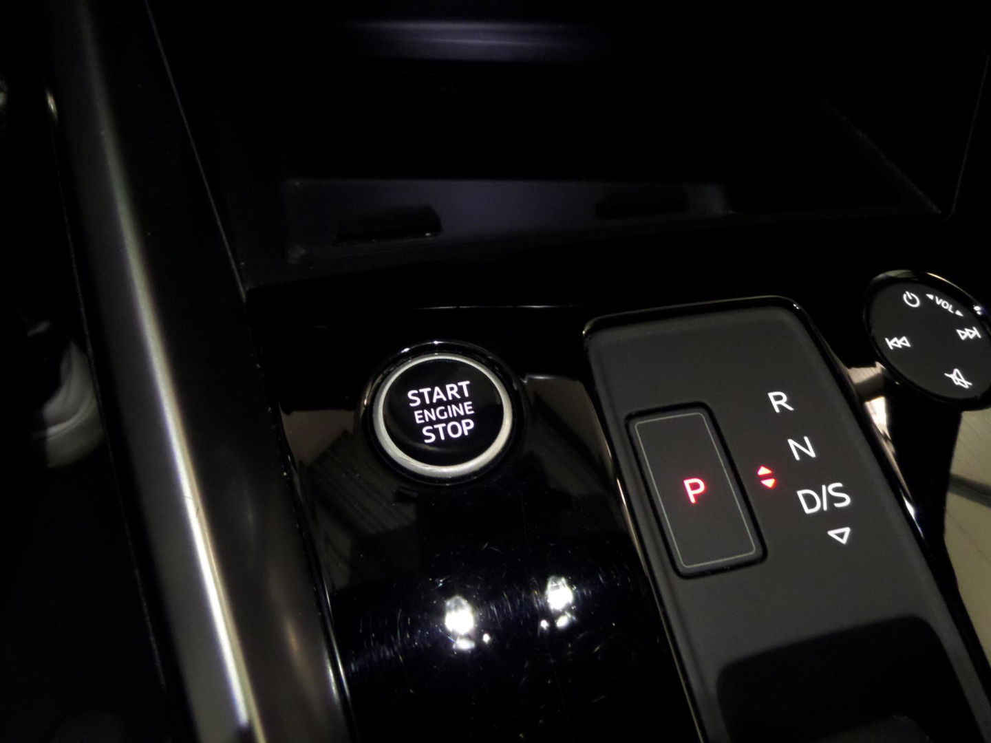 Audi A3 Sportback 35 TFSI 150PK S-Line edition "Automaat" Carplay Stoelverwarming Virtual Adaptive-cruise Elektrische-achterklep