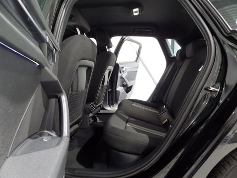 Audi A3 Sportback 35 TFSI 150PK S-Line edition "Automaat" Carplay Stoelverwarming Virtual Adaptive-cruise Elektrische-achterklep