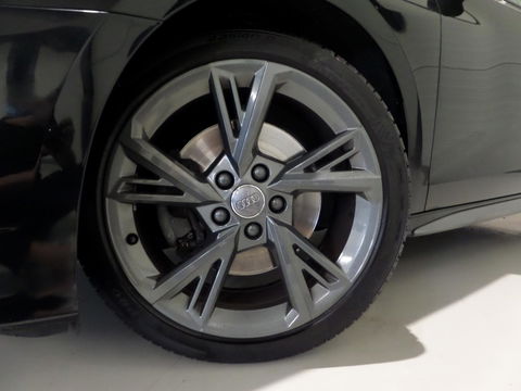 Audi A3 Sportback 35 TFSI 150PK S-Line edition "Automaat" Carplay Stoelverwarming Virtual Adaptive-cruise Elektrische-achterklep