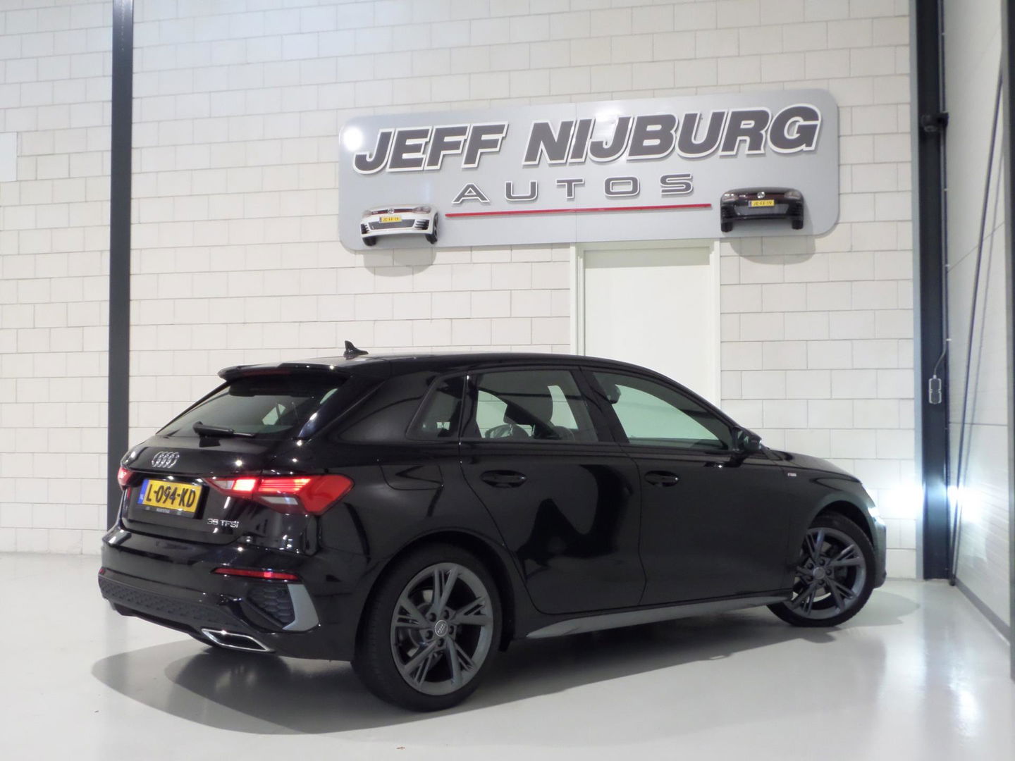 Audi A3 Sportback 35 TFSI 150PK S-Line edition "Automaat" Carplay Stoelverwarming Virtual Adaptive-cruise Elektrische-achterklep