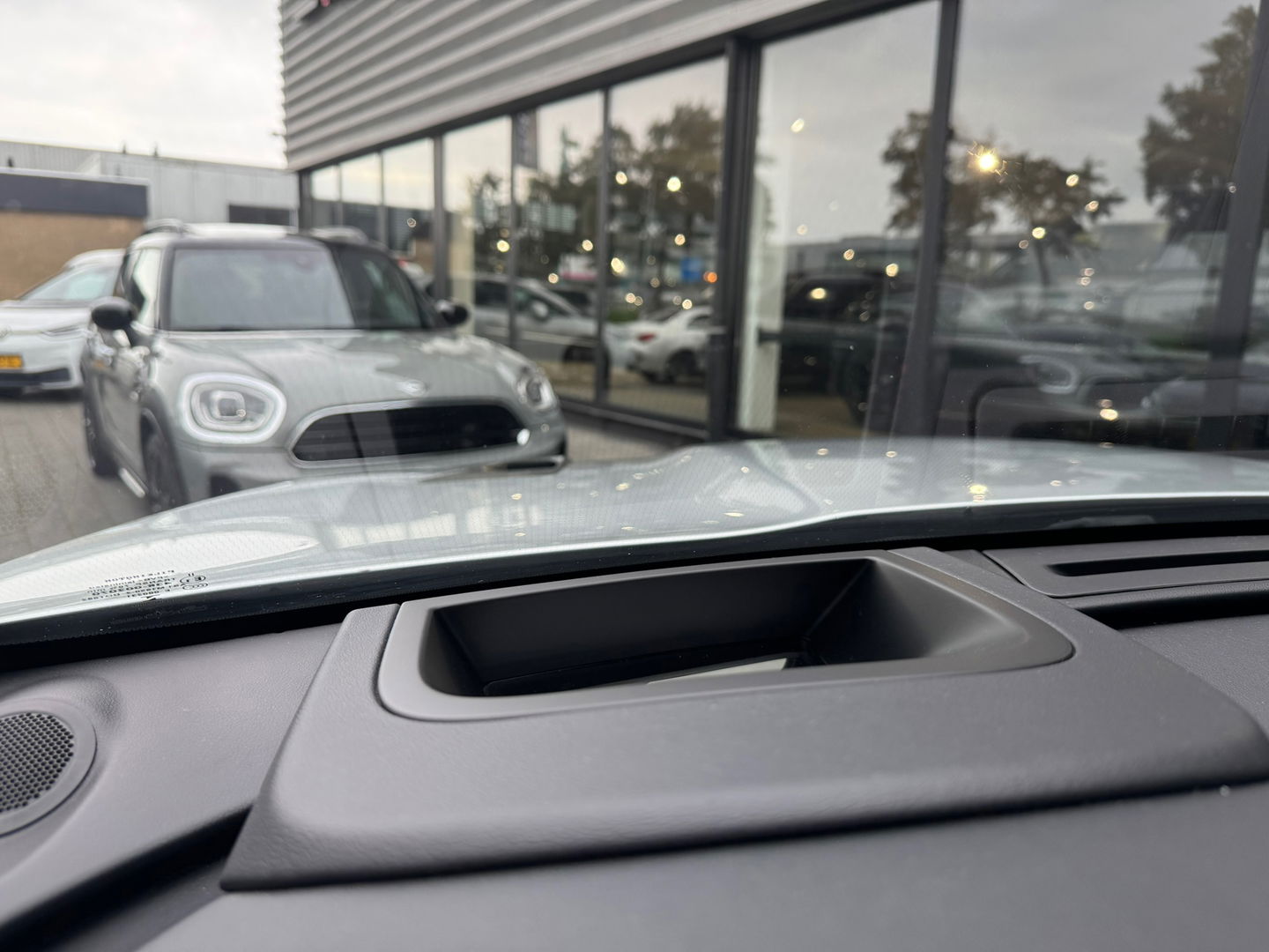 Jaguar F-Pace SVR 5.0 V8 AWD 550PK|Pano|Carbon|Meridian|Head-Up|Memory|ACC|360Camera|Carplay|Keyless|Leder
