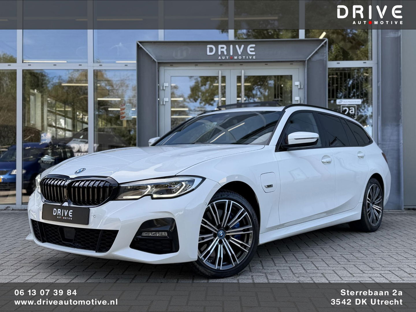 BMW 3 Serie Touring 330e xDrive High Ex. M-Sport|SOH90%|Pano|Laser|Driving Ass Prof|HUD|HiFi||Trekhaak